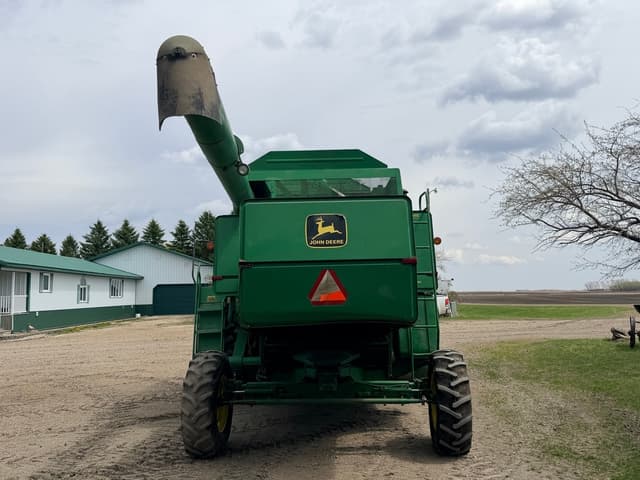 Image of John Deere 8820 Titan II equipment image 3