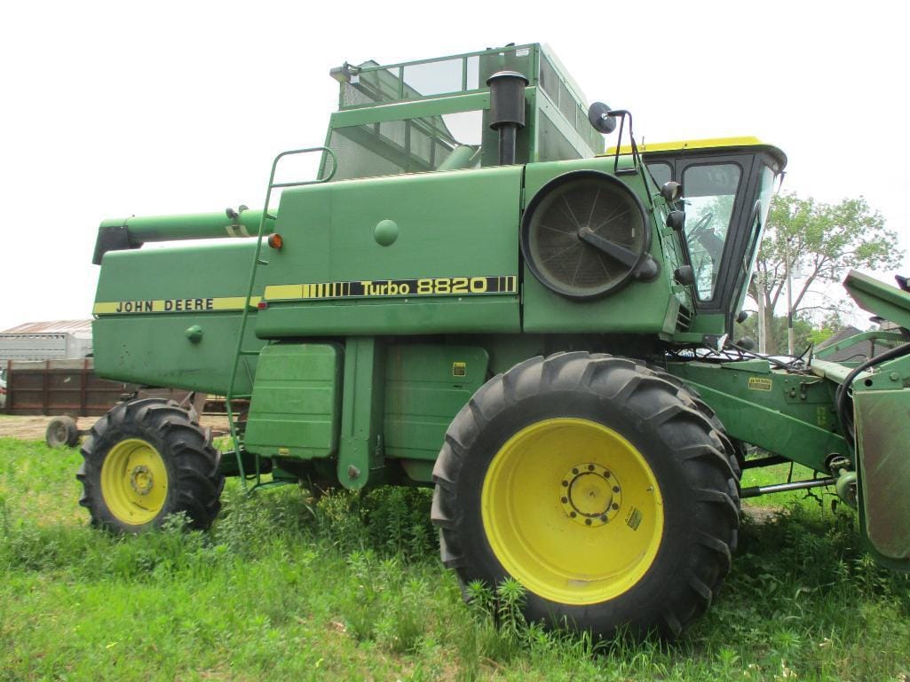 Main image John Deere 8820 Turbo