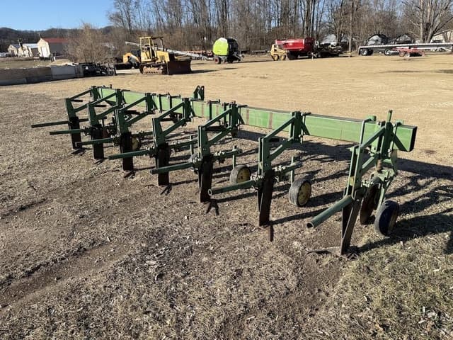 Image of John Deere 885 equipment image 2