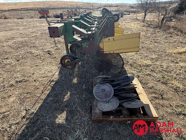 Image of John Deere 885 equipment image 2