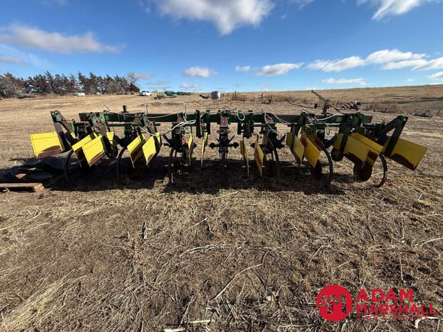 Image of John Deere 885 equipment image 4
