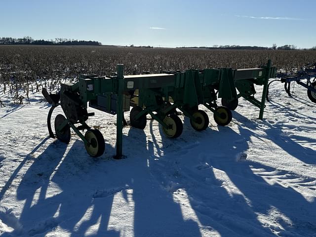 Image of John Deere 885 equipment image 1