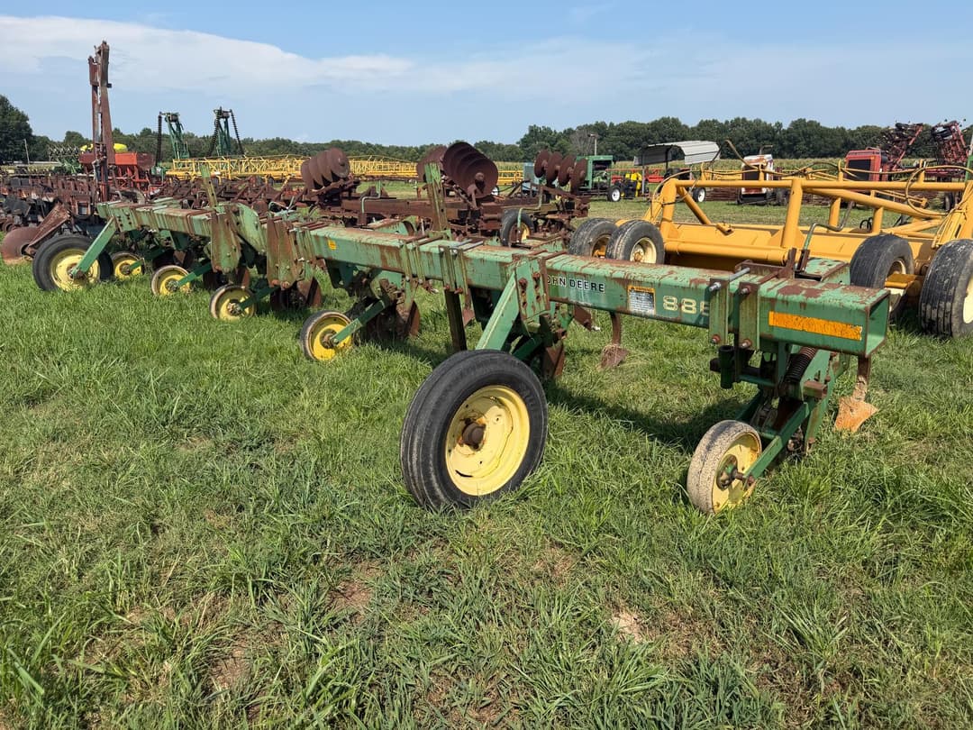 Image of John Deere 886 Primary image