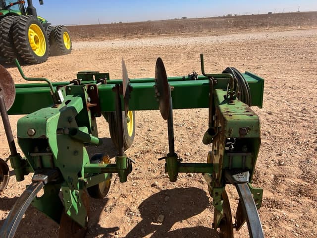 Image of John Deere 886 equipment image 4