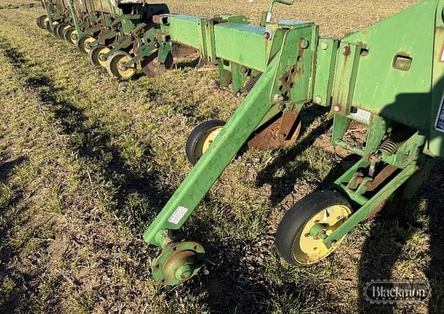 Image of John Deere 886 equipment image 4