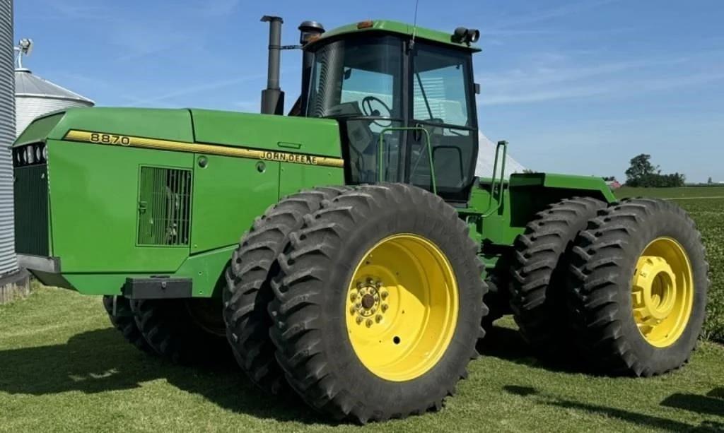 Image of John Deere 8870 Primary image