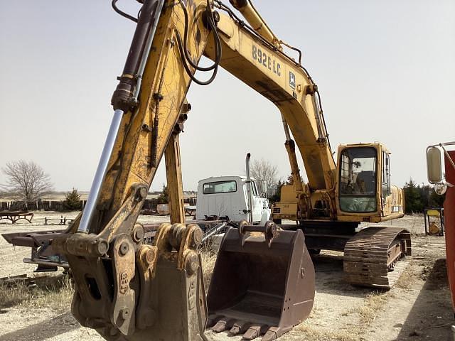 John Deere 892ELC Equipment Image0
