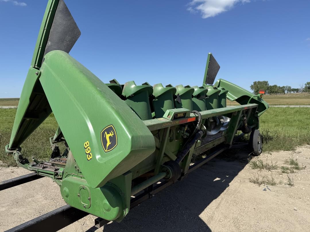 Image of John Deere 893 Primary image