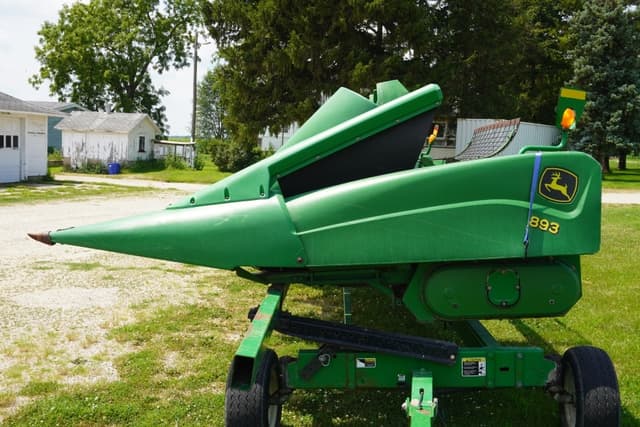 Image of John Deere 893 equipment image 4