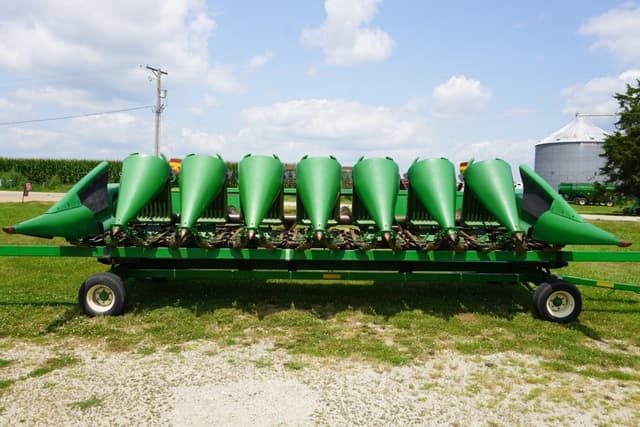 Image of John Deere 893 equipment image 2