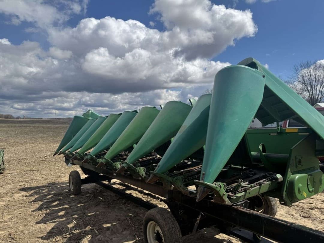 Image of John Deere 893 Primary image