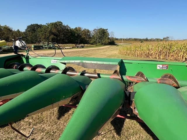 Image of John Deere 893 equipment image 4