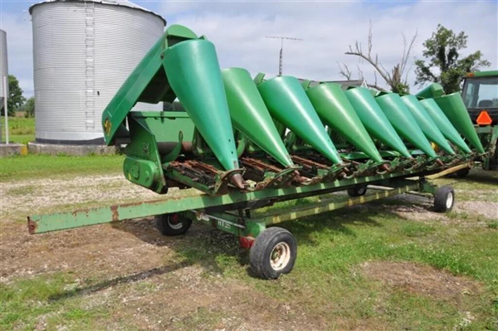 Image of John Deere 893 Primary image