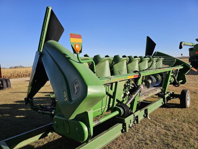 Image of John Deere 893 equipment image 4