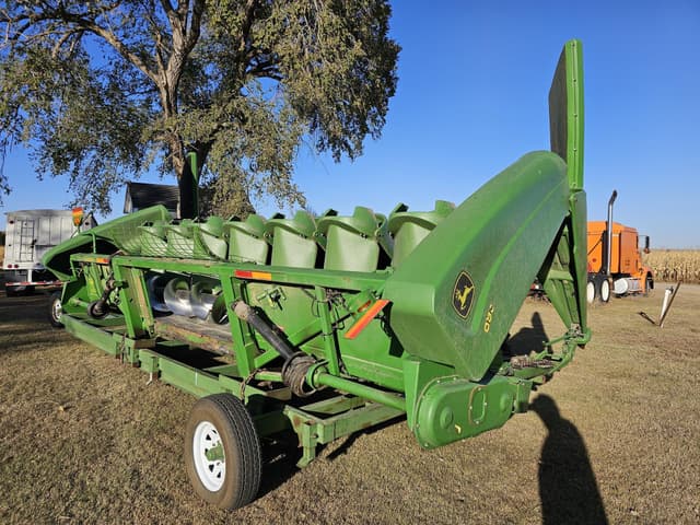 Image of John Deere 893 equipment image 2