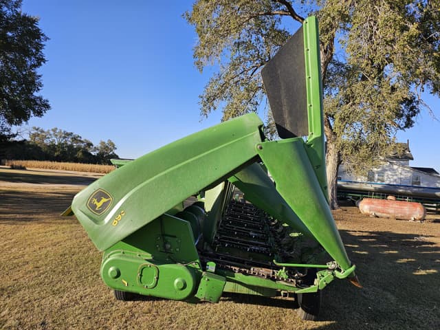 Image of John Deere 893 equipment image 1