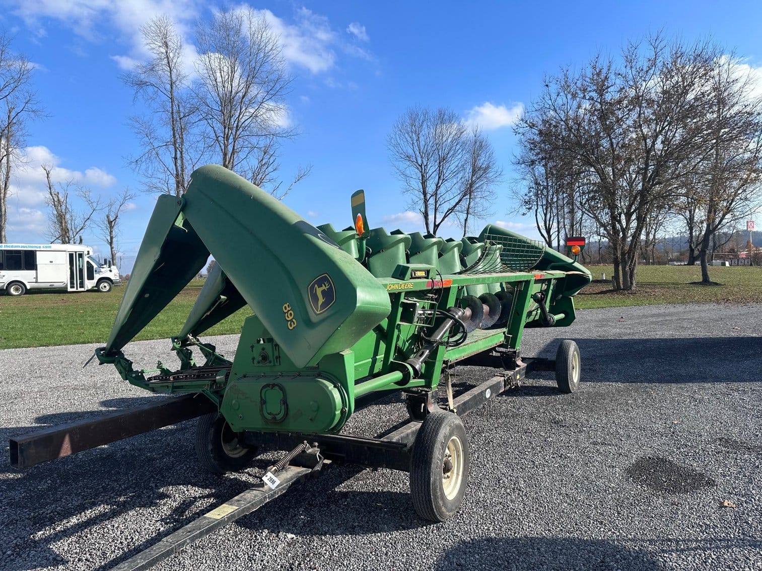 John Deere 893 Equipment Image0