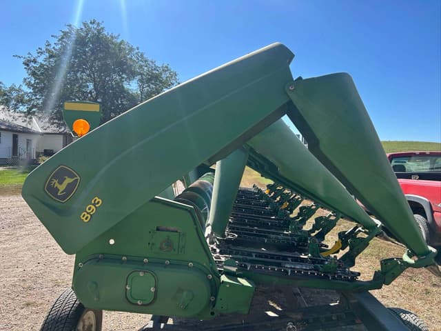 Image of John Deere 893 equipment image 3