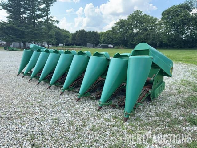 Image of John Deere 893 equipment image 2