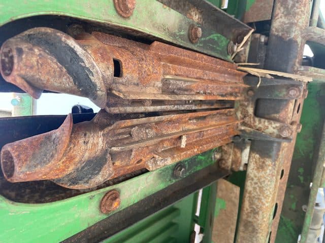 Image of John Deere 893 equipment image 2