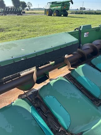 Image of John Deere 893 equipment image 1