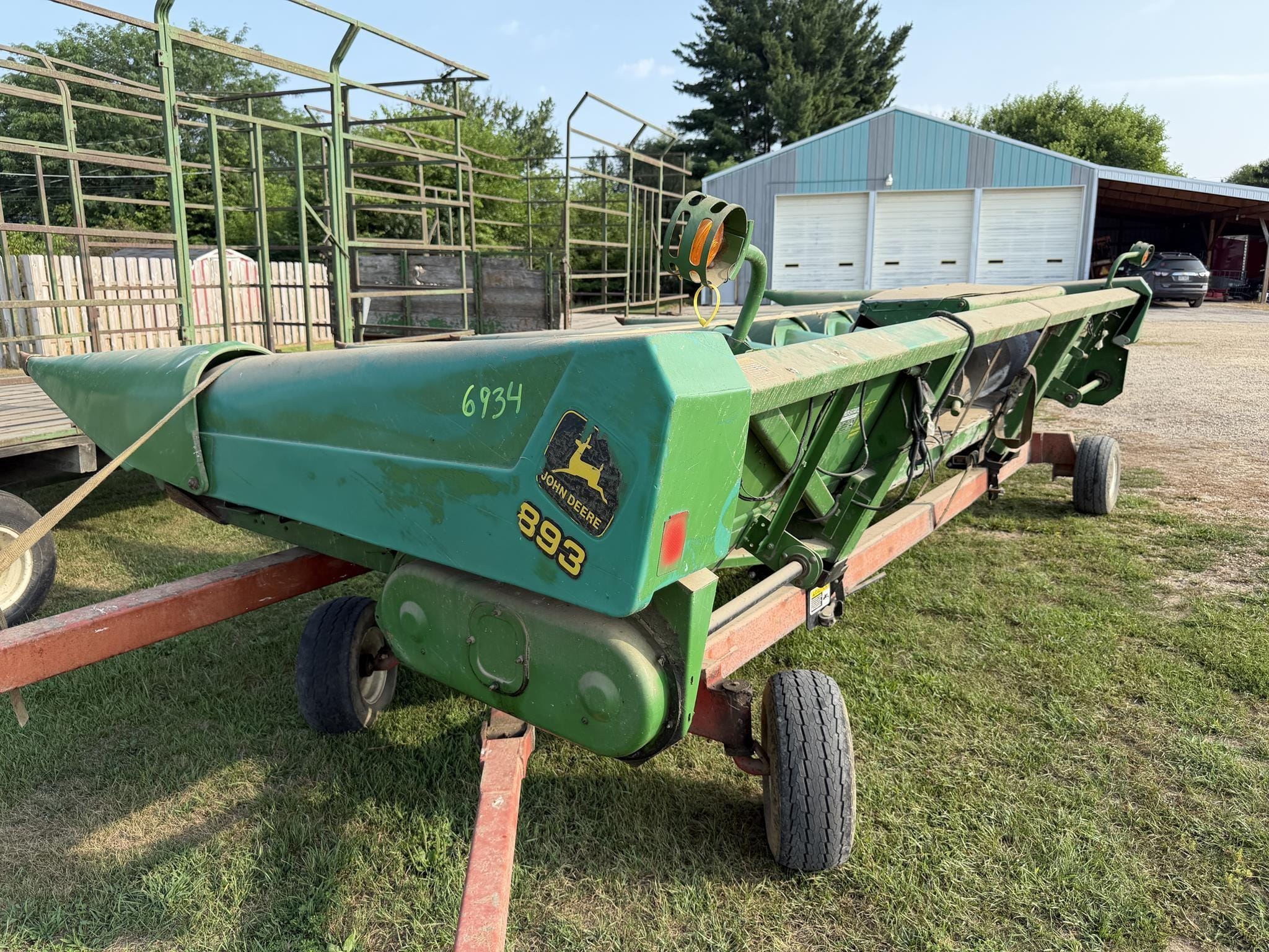 John Deere 893 Equipment Image0