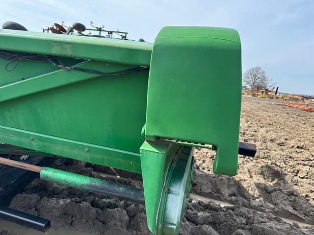 Image of John Deere 894 equipment image 4