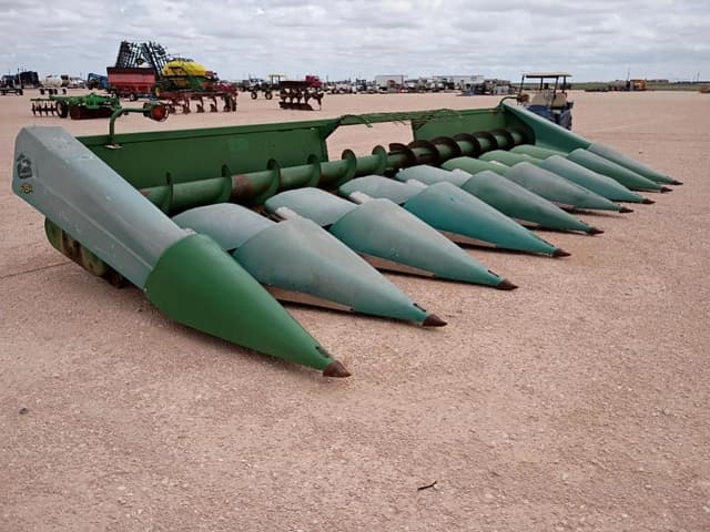 Image of John Deere 894 equipment image 4
