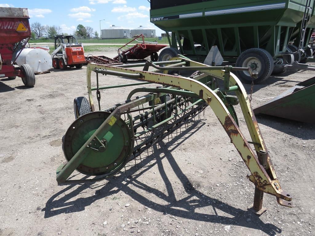Image of John Deere 894 Image 1