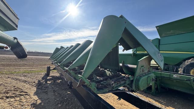 Image of John Deere 894 equipment image 1