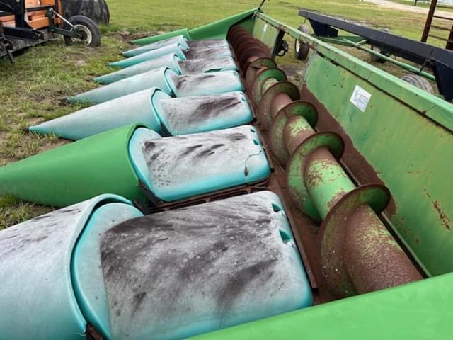 Image of John Deere 894 equipment image 4