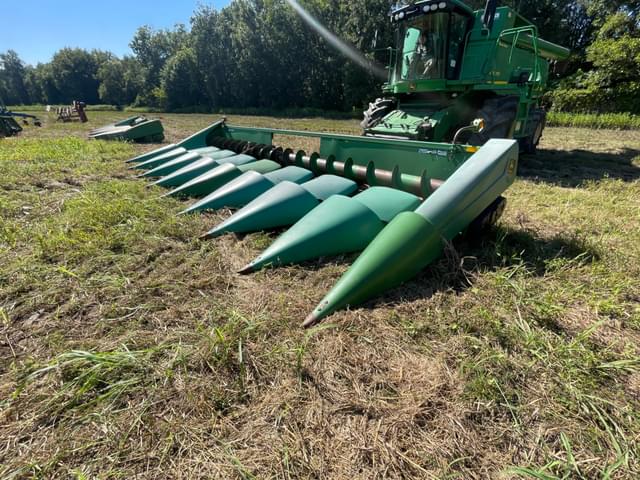 Image of John Deere 894 equipment image 1