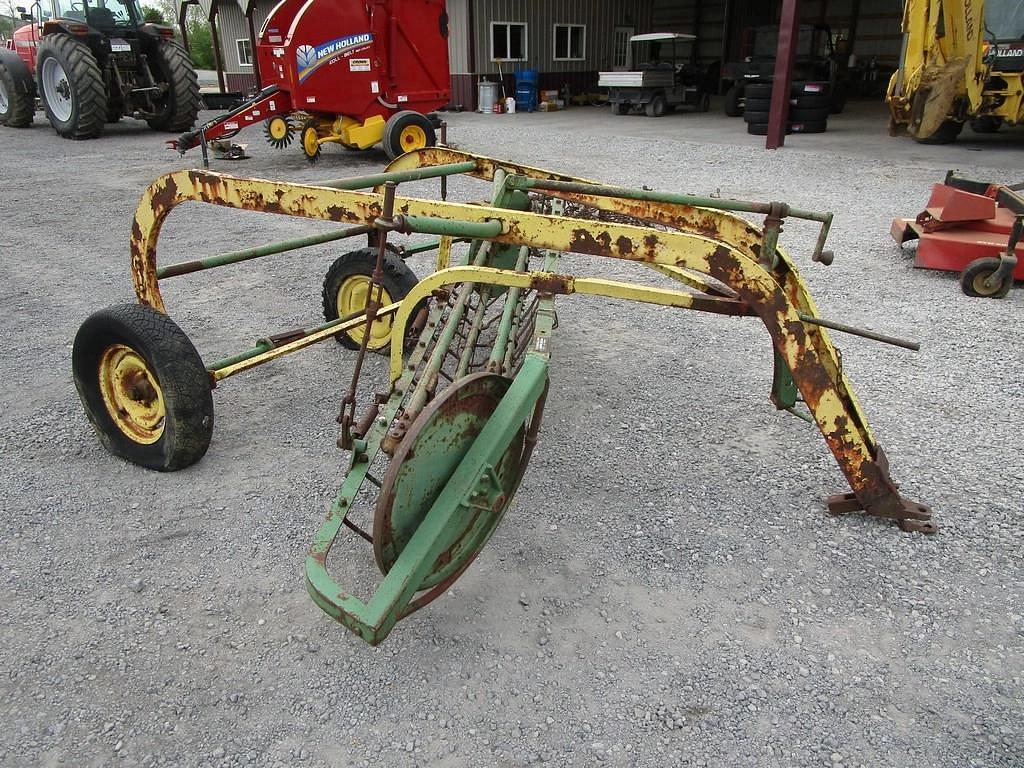 Image of John Deere 894 Image 0