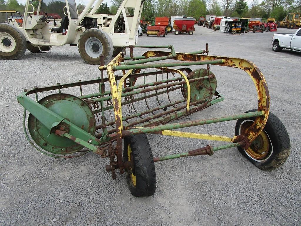 Image of John Deere 894 Image 1