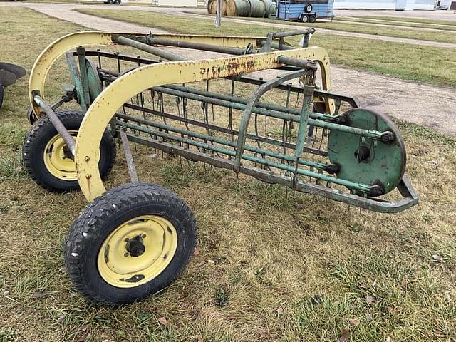 Image of John Deere 894 equipment image 2