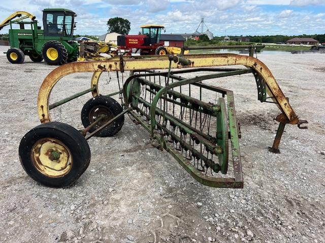 Image of John Deere 894A Primary image