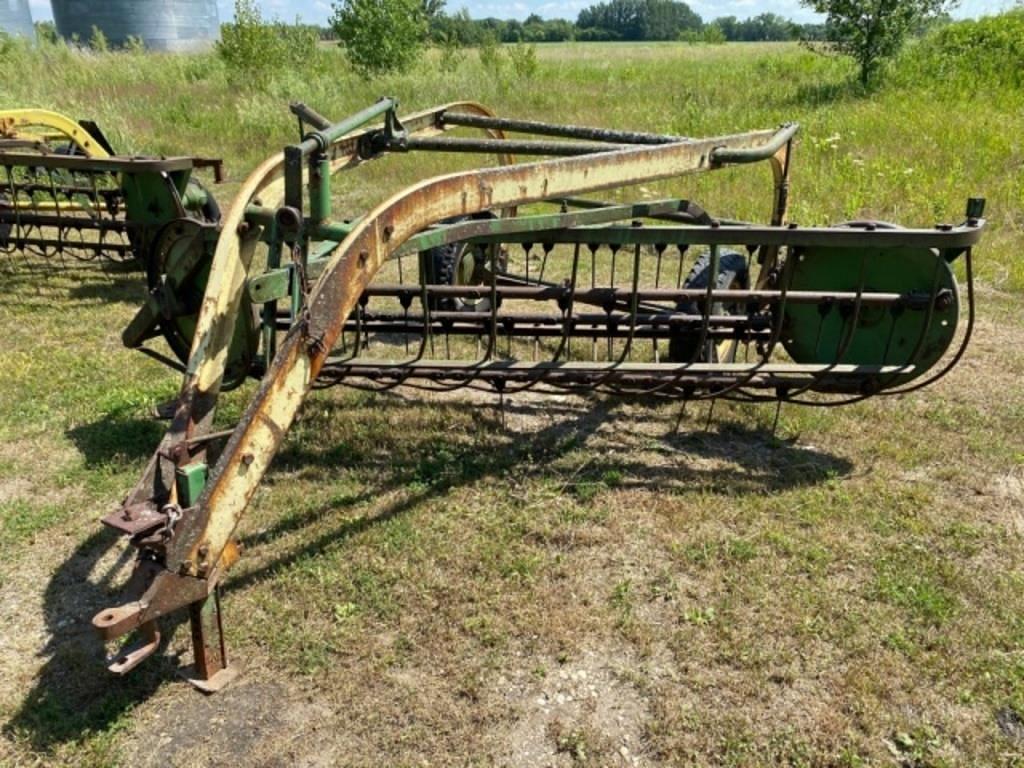 Image of John Deere 894A Primary image