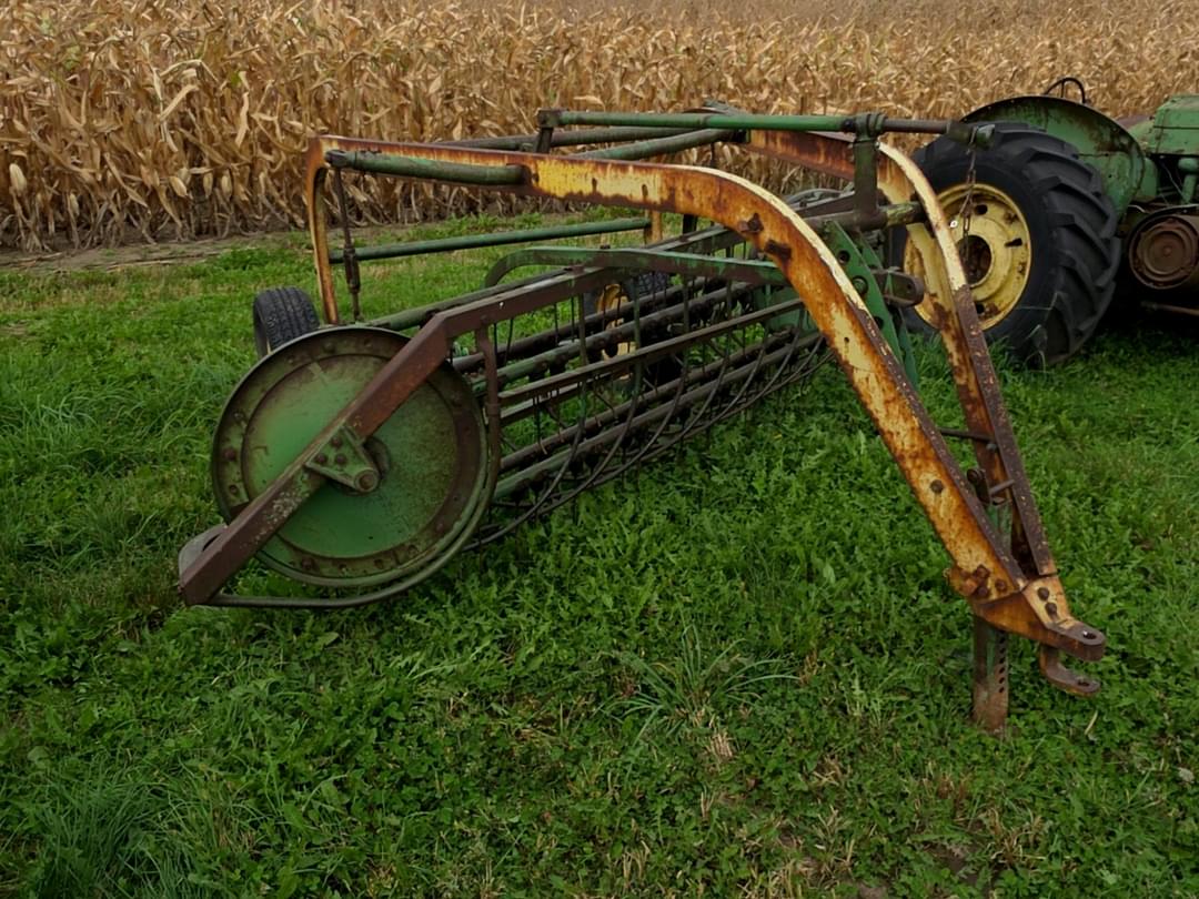 Image of John Deere 894A Primary image