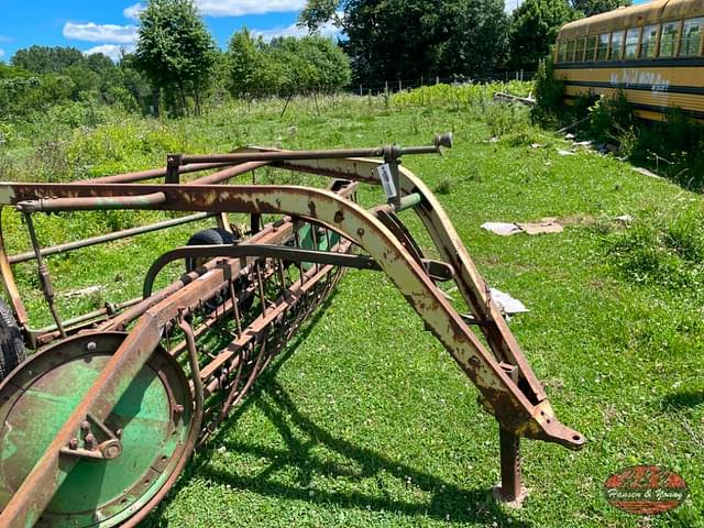 Image of John Deere 894A equipment image 1
