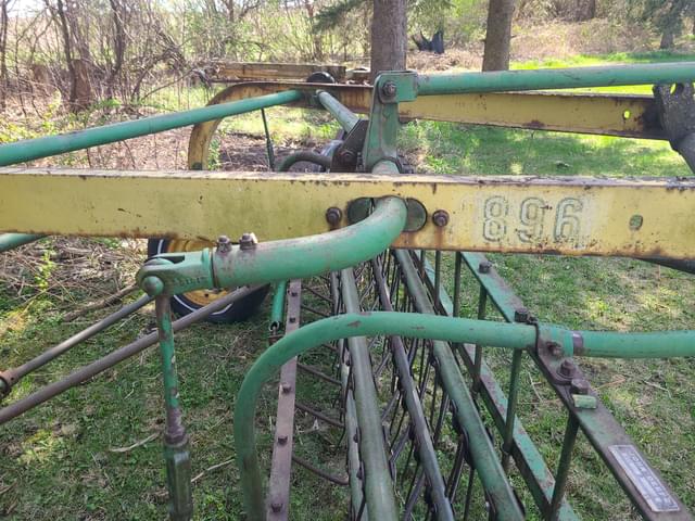 Image of John Deere 896 equipment image 4