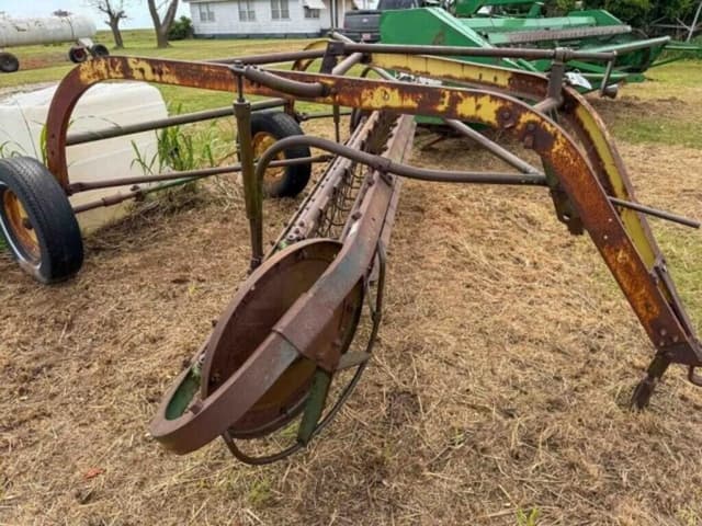 Image of John Deere 896 equipment image 3