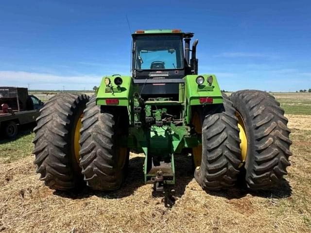 Image of John Deere 8960 equipment image 4