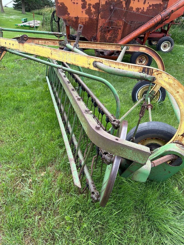 Image of John Deere 896A equipment image 1