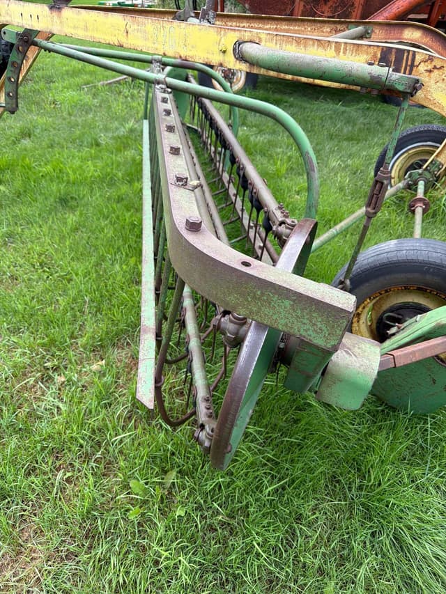 Image of John Deere 896A equipment image 4