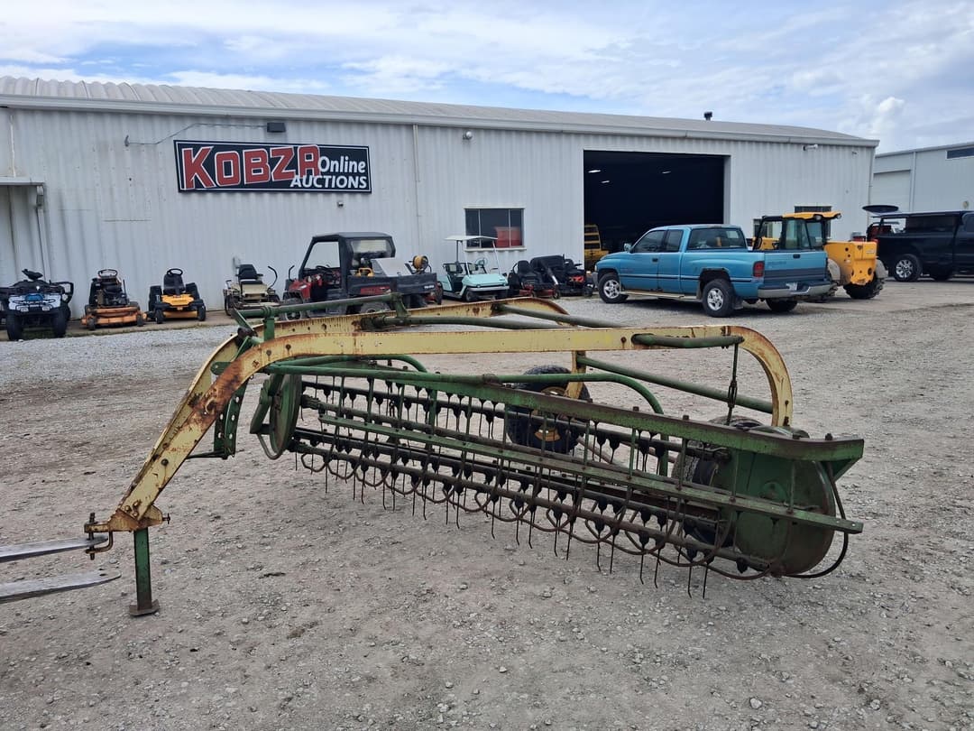 Image of John Deere 896A Primary image