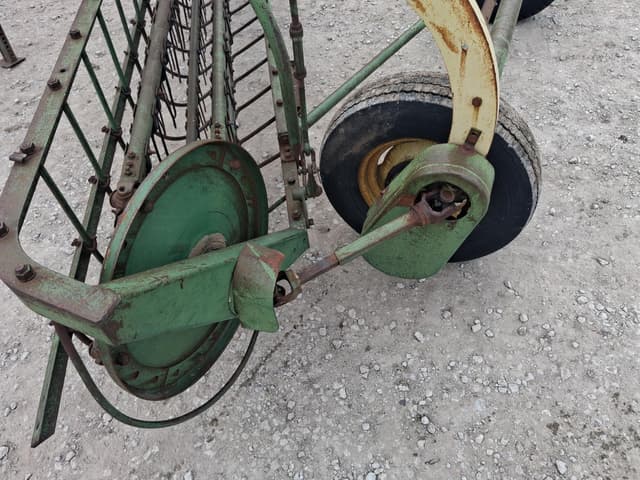 Image of John Deere 896A equipment image 4