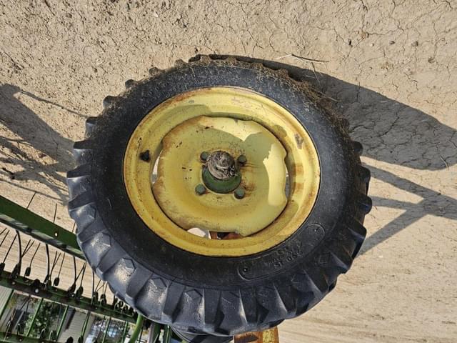 Image of John Deere 896A equipment image 3