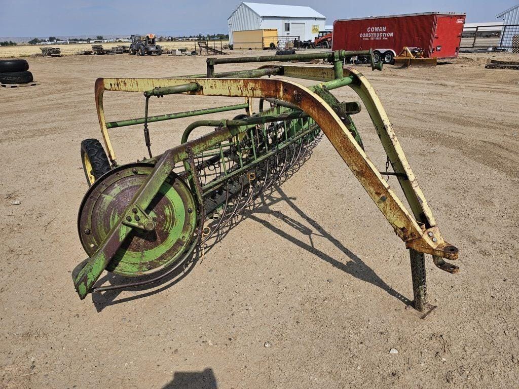 John Deere 896A Equipment Image0