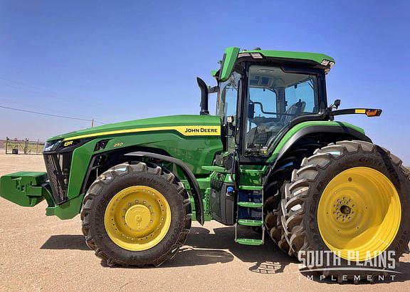 Image of John Deere 8R 250 Primary image