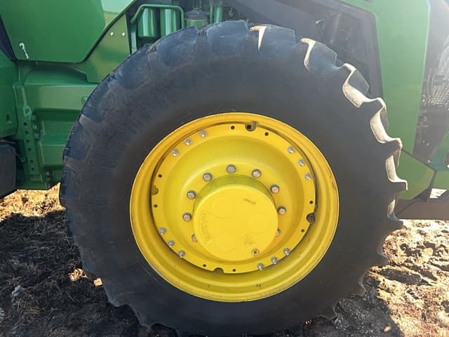 Image of John Deere 8R 250 equipment image 4